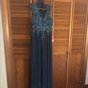 JJs House  Sleeveless V-Neck  Maxi Dress